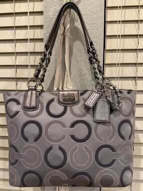 Coach Madison Op Art Sateen Tote in Gray/Silver